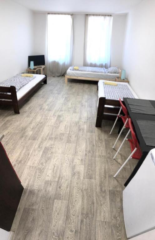 Apartments Near The Center With Privat Parking Brno Exterior foto