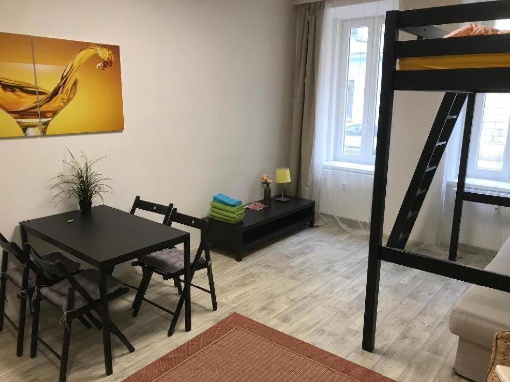 Apartments Near The Center With Privat Parking Brno Exterior foto